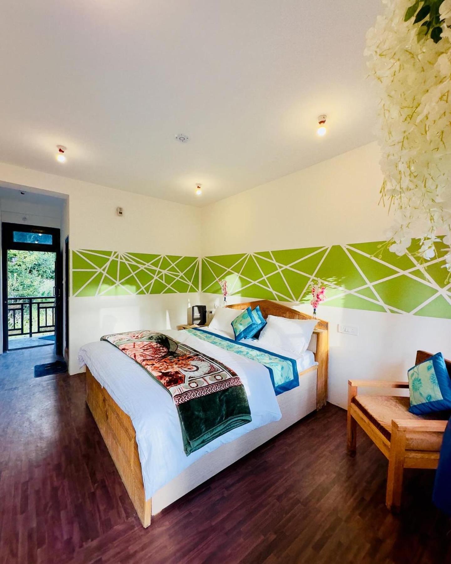 Rare House Hotel Kalgha Екстериор снимка