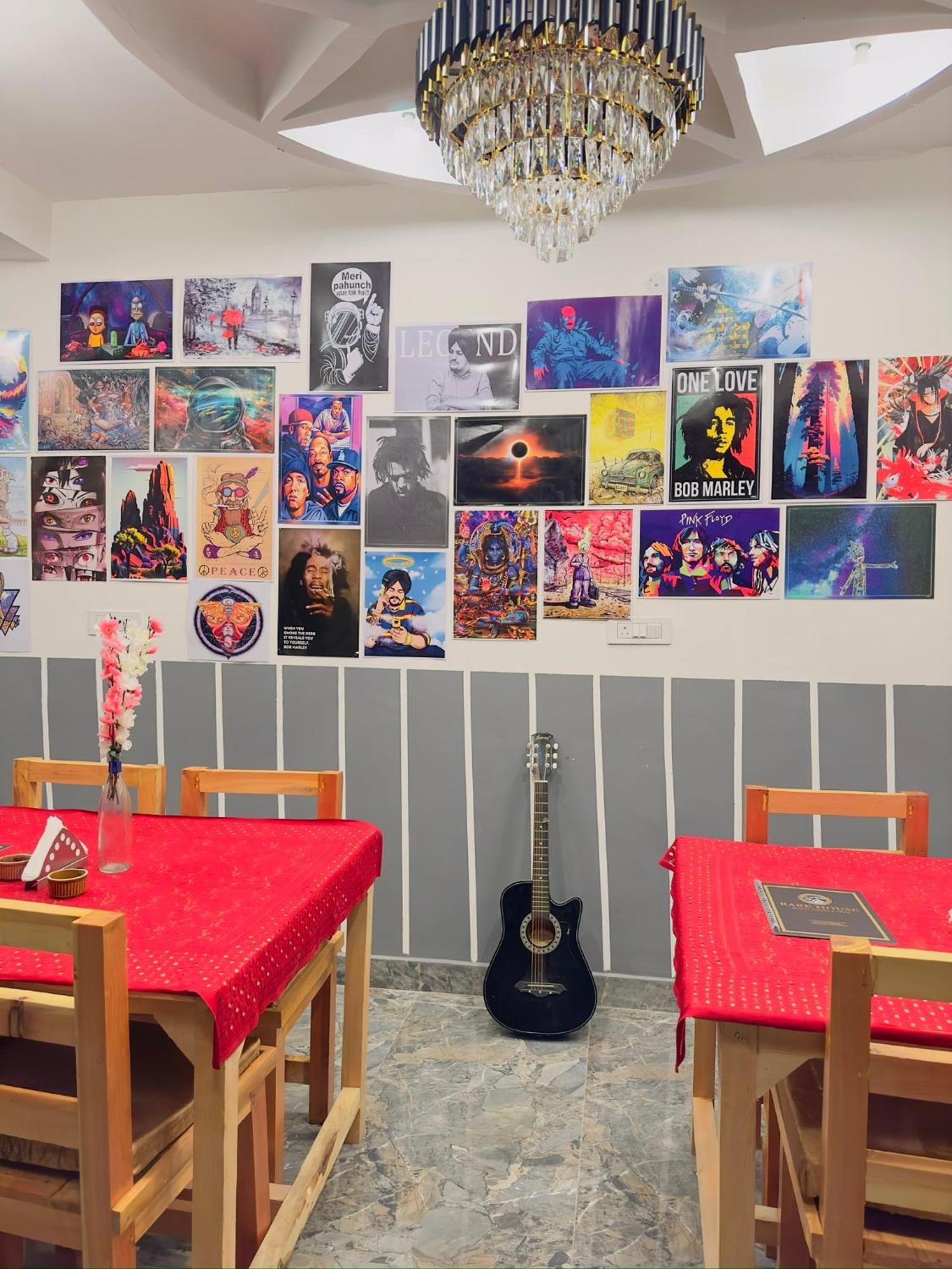 Rare House Hotel Kalgha Екстериор снимка